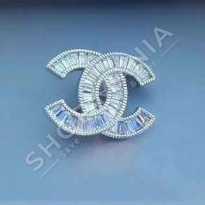 KARFICE ARGJEND ME GUR ZIRKONI "DIZAJN CHANEL" - DHA-BL7.7-187