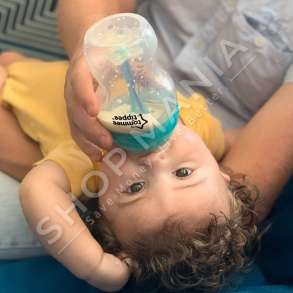 TOMMEE TIPPEE -  SHISHE ME BIBERON ME SISTEM ANTI-KOLIK "CLOSER TO NATURE" - 260ML, +0 MUAJ