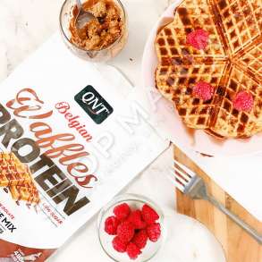 QNT - PROTEINA PER PERGATITJEN E WAFFLE ME SHIJE COKOLLATE - 480G