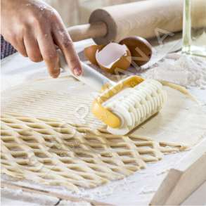 TESCOMA - ROLLER PER PRERJEN E BRUMIT NE FORME RRJETE 17X10CM "DELICIA" - 8595028445428