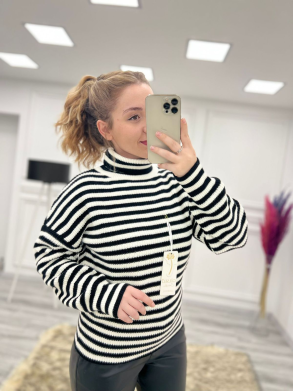 GOLF I TRASHE ME VIJA BARDHE E ZI