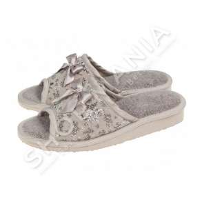 AMARYLLIS - SHAPKA PER FEMRA GRI ME DIZENJO LULESH 100% PAMBUK