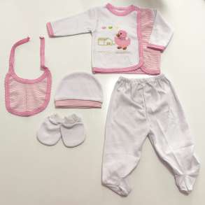 SET ME BLUZE ME MENGE TE GJATA, TUTA ME CORAPE, GUSHORE, KAPUC & DORASHKA DZ-025