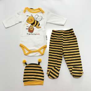 SET ME TRUPORE ME MENGE TE GJATA, TUTA ME CORAPE & KAPUC DZ-018