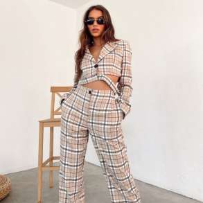 KOSTUM ME PANTALLONA DHE XHAKETE CROP TOP - VSHE-67