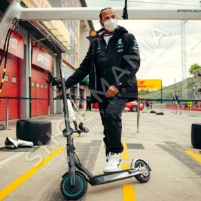 XIAOMI - SCOOTER ELEKTRIK "MI PRO 2 MERCEDES AMG PETRONAS F1 TEAM EDITION" - 6934177726217