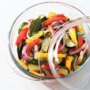 OCUSINE - TAVE QELQI E RRUMBULLAKET ME KAPAK 26CM - 3426470261555