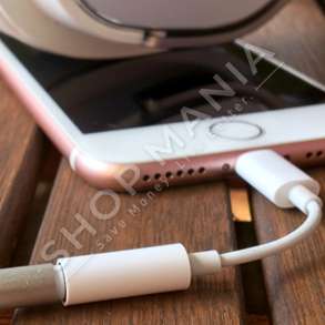 APPLE - FISHE LIGHTNING TO HEADPHONE JACK ADAPTER - 190198001795