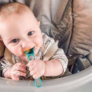 TOMMEE TIPPEE -  LUGE USHQIMI PER FEMIJE "SOFT"